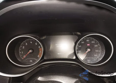 2018 Jeep Compass Limited 4X4 z USA, uszkodzony, nr VIN 3C4NJDCB7JT135570